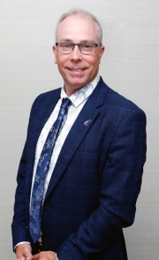 Эндрю Коллинз