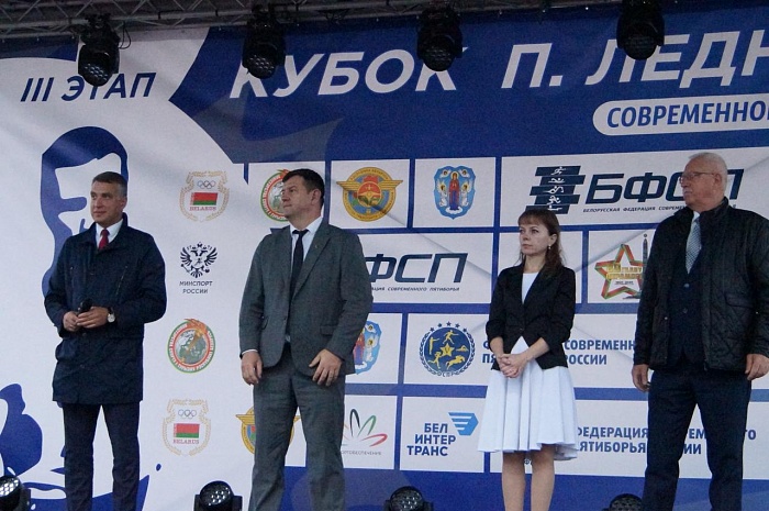 III Этап Кубка П. Леднева стартовал с полуфинала у женщин III Этап Кубка П. Леднева стартовал с полуфинала у женщин